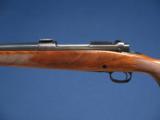 WINCHESTER 70 VARMINT 22-250 - 4 of 6