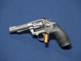 SMITH & WESSON 67-5 38 SPECIAL - 3 of 4