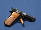 SMITH & WESSON 39-2 9MM - 1 of 4