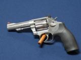 SMITH & WESSON 67 38 SPECIAL - 3 of 3