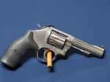 SMITH & WESSON 67 38 SPECIAL - 2 of 3