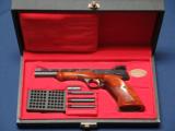 BROWNING MEDALIST 22LR W/CASE - 1 of 5
