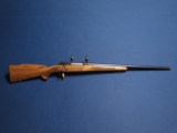 WINCHESTER 70 VARMINT 22-250 - 2 of 7