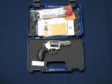 SMITH & WESSON 632 327 MAGNUM - 1 of 3
