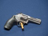 SMITH & WESSON 617 22LR - 1 of 3