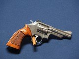 SMITH & WESSON 66 357 MAGNUM