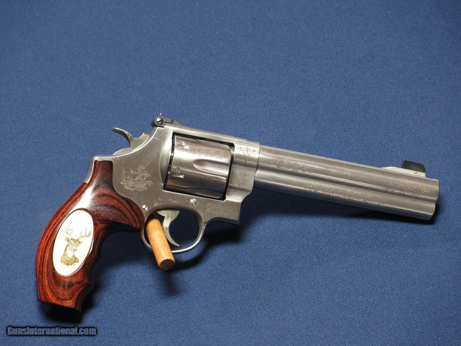 SMITH & WESSON 629-5 CLASSIC 44 MAGNUM