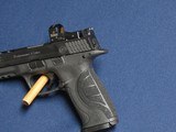 SMITH & WESSON M&P 9 PERFORMANCE CENTER 9MM - 5 of 5