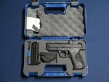 SMITH & WESSON M&P 9 PERFORMANCE CENTER 9MM - 2 of 5