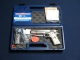 COLT 1911 GOVERNMENT MODEL STAINLESS 45 ACP