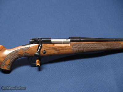 WINCHESTER 70 SUPER GRADE 6.5 CREEDMORE AAA FRENCH WALNUT - Image 2 of 9