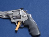 SMITH & WESSON 627-5 PRO SERIES 357 MAGNUM - 4 of 6