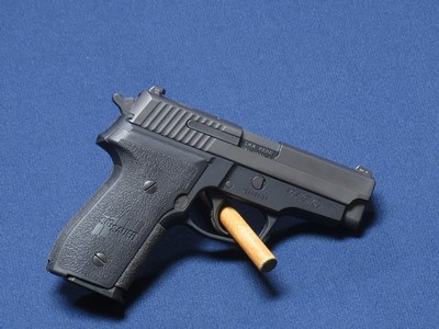 SIG SAUER M11-A1 9MM