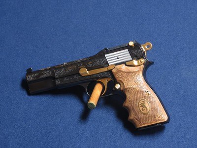 BROWNING HI POWER D-DAY 9MM COMMEMORATIVE - Image 3 of 5