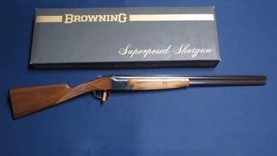 BROWNING SUPERPOSED SUPERLIGHT 12 GAUGE - Image 2 of 8