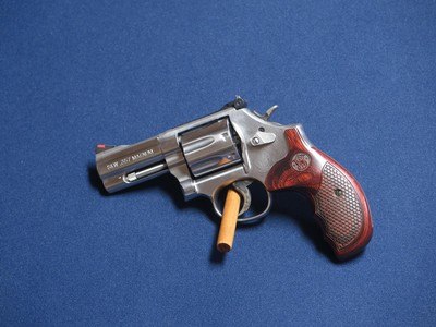 SMITH & WESSON 686-6 PLUS DELUXE 357 MAGNUM - Image 3 of 4