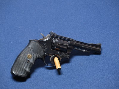 SMITH & WESSON 15 38 SPECIAL - Image 1 of 4