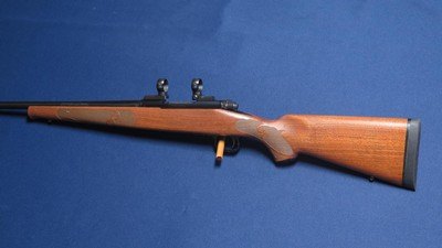 WINCHESTER 70 FEATHERWEIGHT 243 - Image 5 of 9
