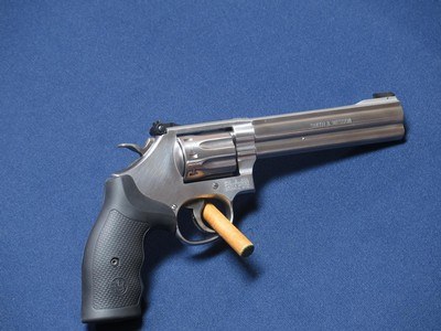 SMITH & WESSON 648-2 22 WMR - Image 2 of 5