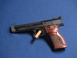 SMITH & WESSON 41 PERFORMANCE CENTER 22LR - 2 of 2