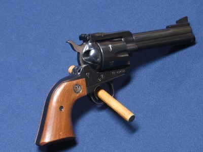 RUGER BLACKHAWK 357 MAGNUM 3 SCREW - Image 2 of 4