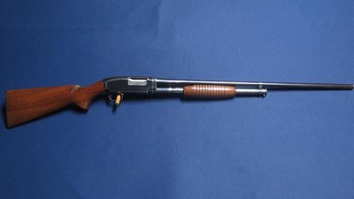 WINCHESTER 12 20 GAUGE 1956 - Image 2 of 8
