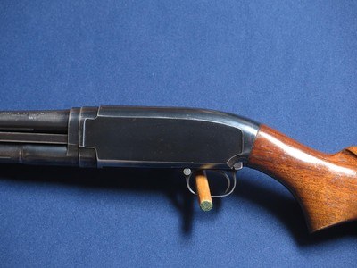 WINCHESTER 12 20 GAUGE 1956 - Image 4 of 8