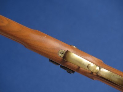 THOMPSON CENTER ARMS 50 CAL MUZZLELOADER - Image 7 of 8