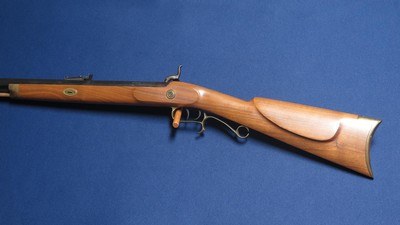 THOMPSON CENTER ARMS 50 CAL MUZZLELOADER - Image 5 of 8
