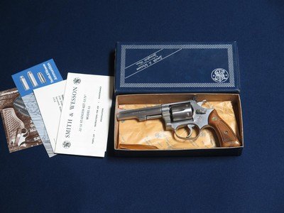 SMITH & WESSON 63 22LR - Image 1 of 6