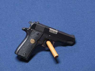 COLT GOVERNMENT MK IV 380 - Image 1 of 5