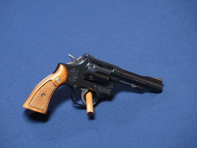 SMITH & WESSON 48-4 22 MRF - Image 1 of 6