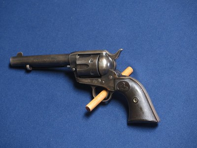 COLT SINGLE ACTION ARMY FRONTIER SIX SHOOTER - Image 4 of 6