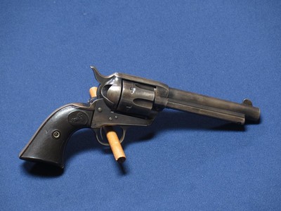 COLT SINGLE ACTION ARMY FRONTIER SIX SHOOTER - Image 1 of 6
