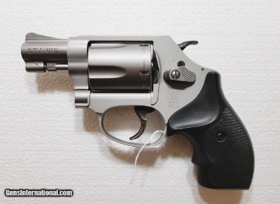 Smith & Wesson Model 637-1
Used