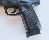 Smith & Wesson SD40 VE - .40 S&W - 2 of 13