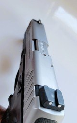 Smith & Wesson SD40 VE - .40 S&W - 5 of 13