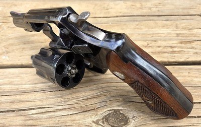 Smith & Wesson Pre Model 36 Chief's Special - .38 S&W Special - Image 13 of 14