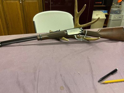 WINCHESTER 9422
MAGNUM TRIBUTE, UNFIRED, USA MADE !