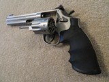 Smith & Wesson model 617, 6 - 3 of 6