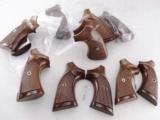 S&W J Square Butt Walnut Target Grips Sile Italy - 1 of 14