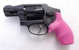 Grips S&W J Frame Round Hogue Bantam Boot Pink GR61007 Smith & Wesson Chiefs Special
- 9 of 12