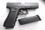 Glock 9mm model 17 Auto 18 Shot with w/2 High Capacity Magazines Generation 3 NIB - 13 of 13