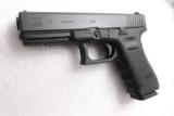 Glock 9mm model 17 Auto 18 Shot with w/2 High Capacity Magazines Generation 3 NIB - 1 of 13