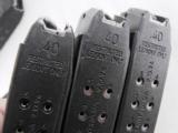 3 Glock 22 Factory Magazines 15 Shot 40 S&W or 357 Sig Gen 3 $19 per on 3 or more .40 Smith & Wesson or .357 Sig Caliber model 31 Pistols - 4 of 15