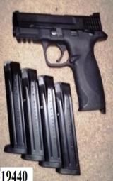 Lot of 3 Smith & Wesson Factory 17 Shot 9mm Magazine MP9 Pistols M&P 9 High Capacity Steel New Unissued S&W 19440 $ 33 per on 3 S&W 19440 - 5 of 11