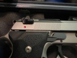 Beretta 96 .40 S&W INOX STAINLESS STEEL (LNIB) - 6 of 12