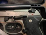 Beretta 96 .40 S&W INOX STAINLESS STEEL (LNIB) - 4 of 12