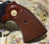 Colt Diamondback 22 revolver - 3 of 4