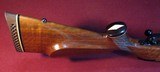 Weatherby Mark V .300 Wby Magnum     - 8 of 10